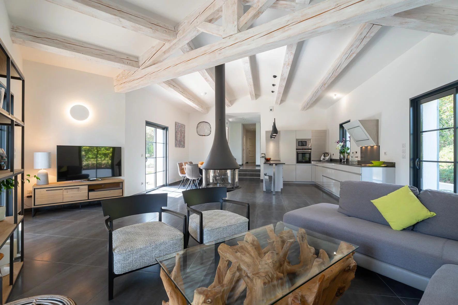 villa 6 Pièces en location saisonnière sur Saint-Tropez (83990)