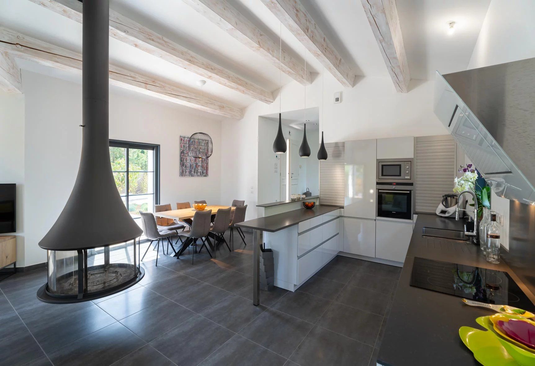 villa 6 Pièces en location saisonnière sur Saint-Tropez (83990)