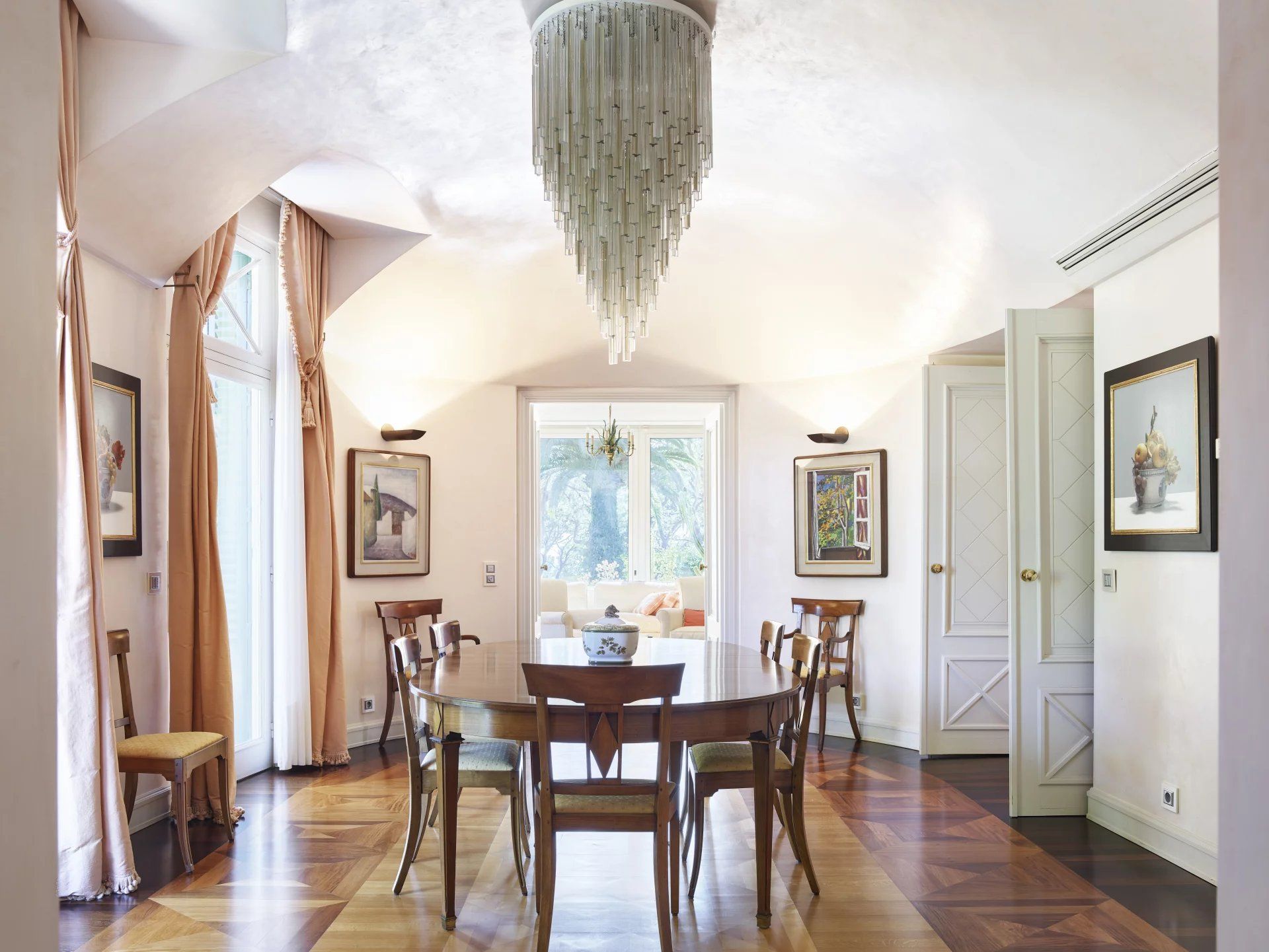 villa 10 Pièces en vente sur Saint-Jean-Cap-Ferrat (06230)