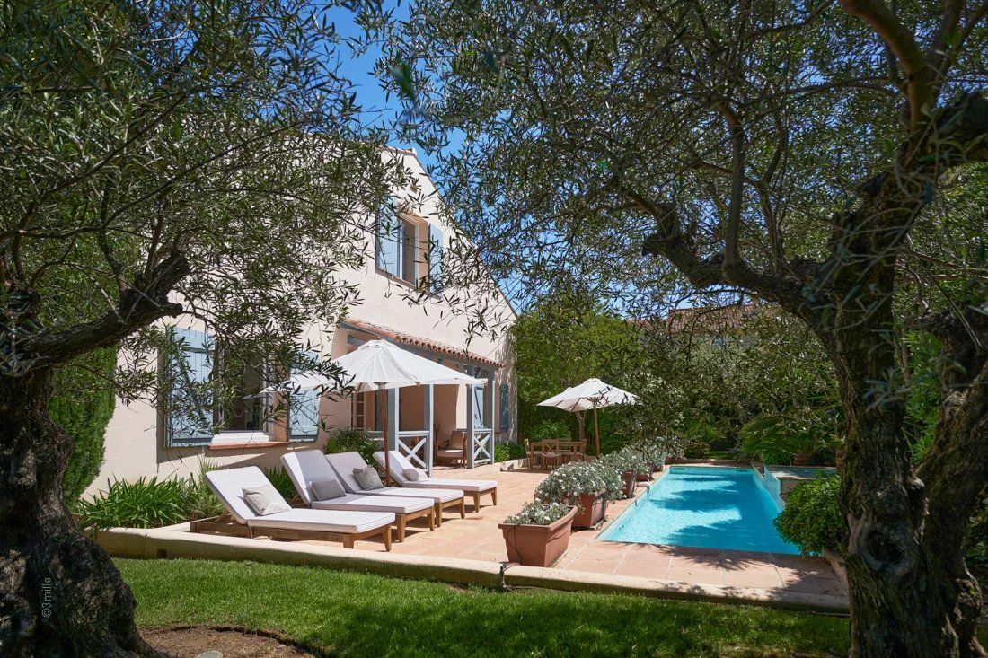 Rental Villa Saint-Tropez 5&nbsp;Rooms 182.38&nbsp;m²