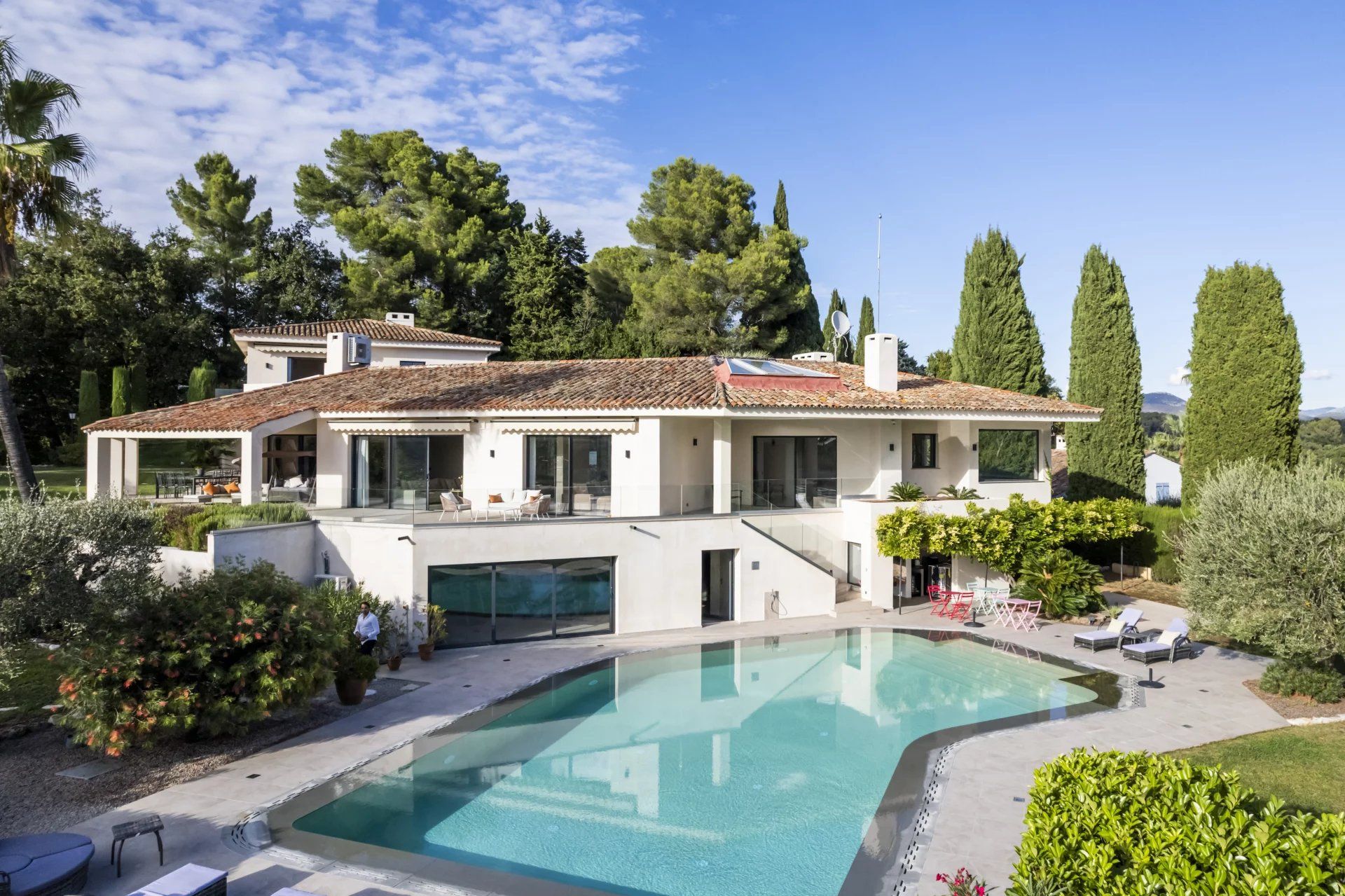 villa 15 Rooms for sale on Saint-Paul-de-Vence (06570)