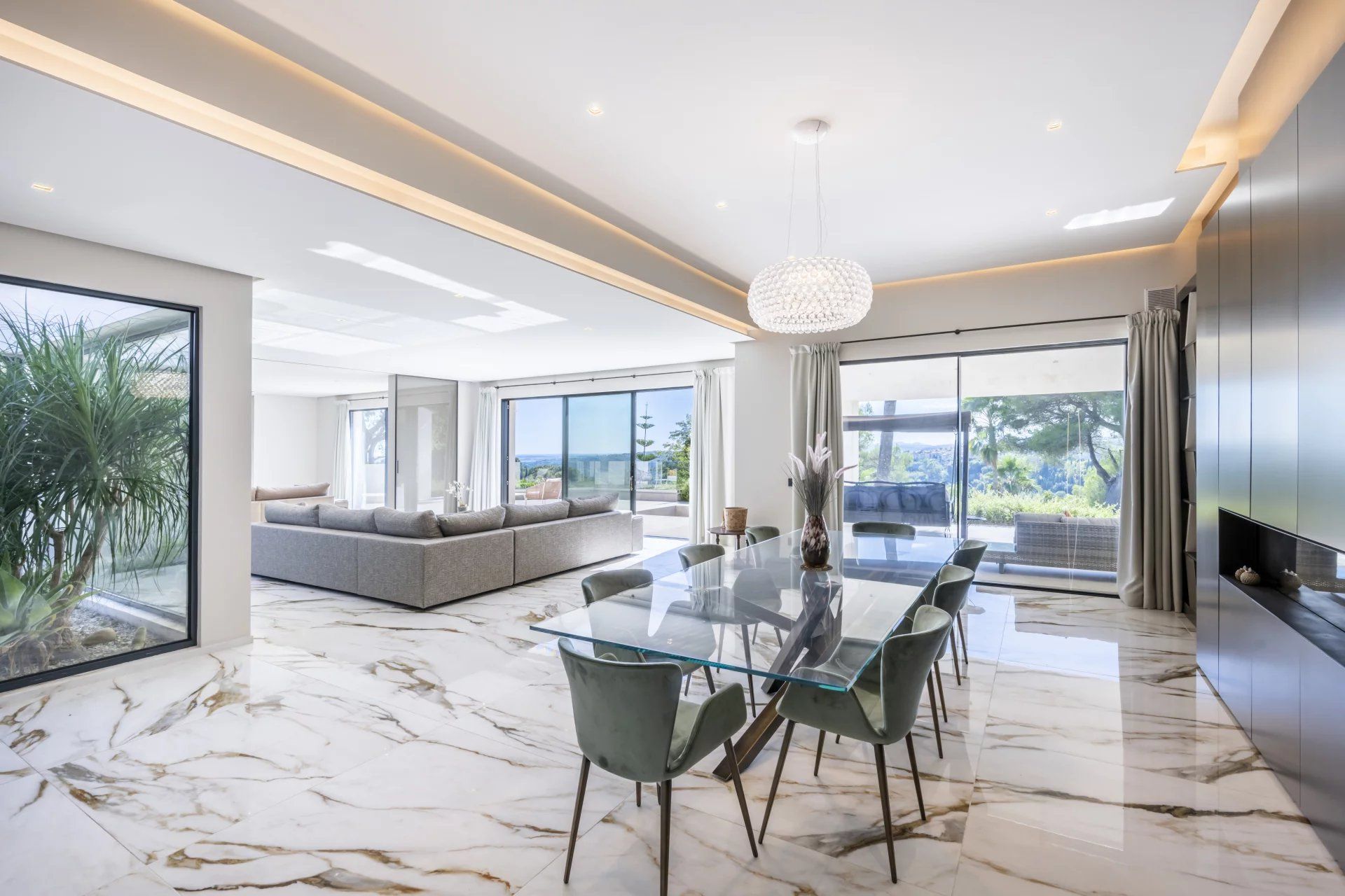 villa 15 Pièces en vente sur Saint-Paul-de-Vence (06570)