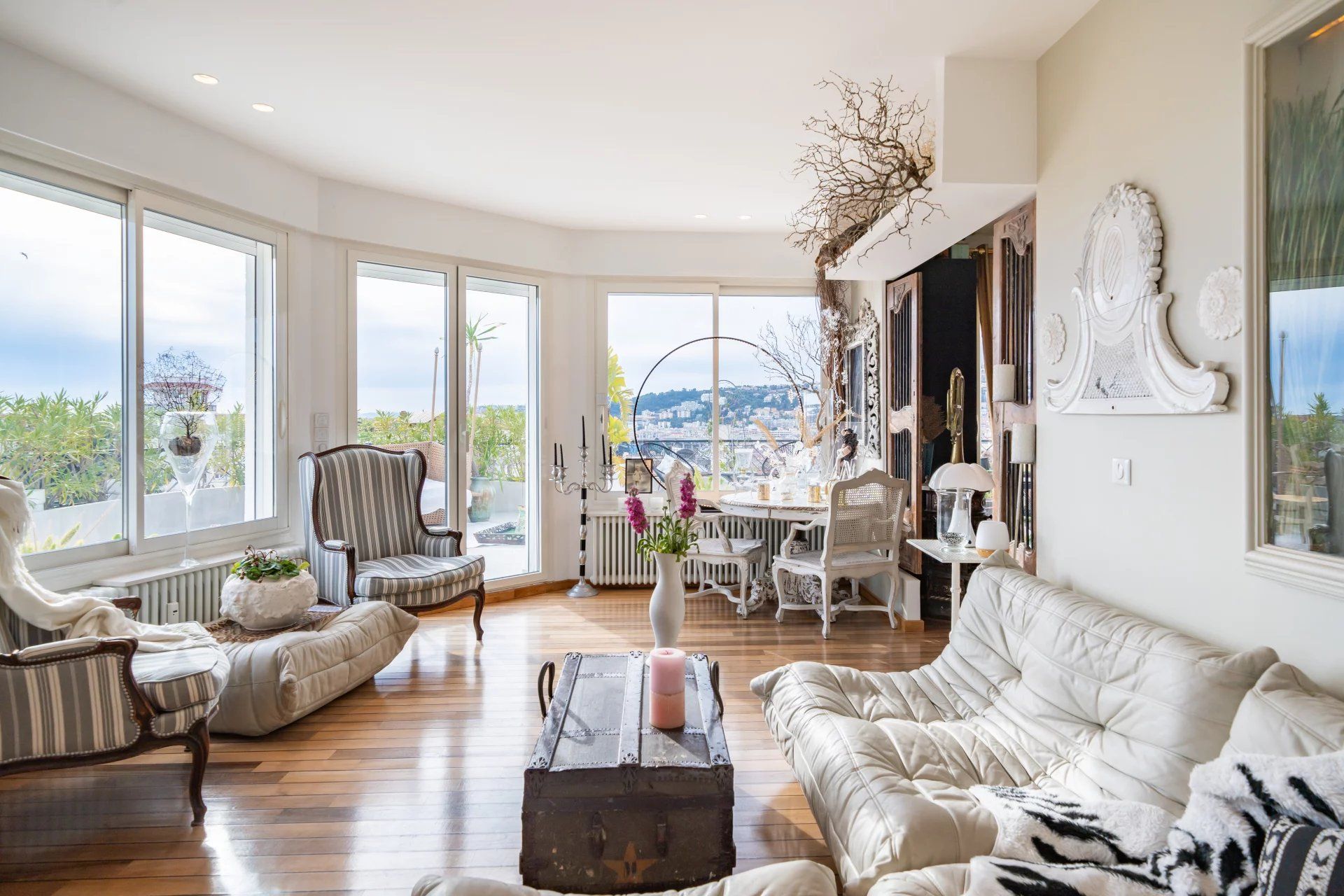 apartment 2 Rooms for sale on Nice (06000)