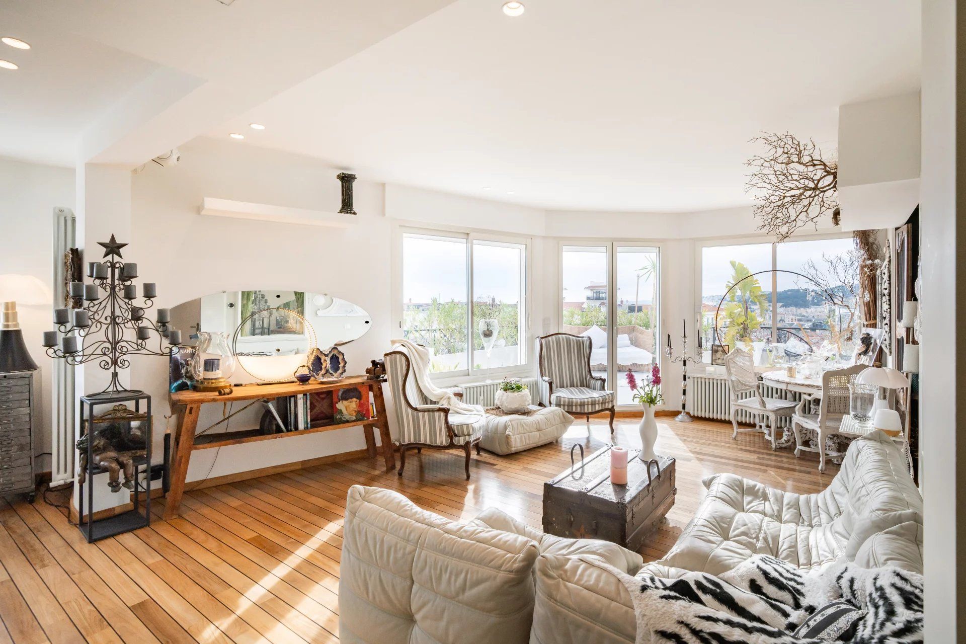 apartment 2 Rooms for sale on Nice (06000)