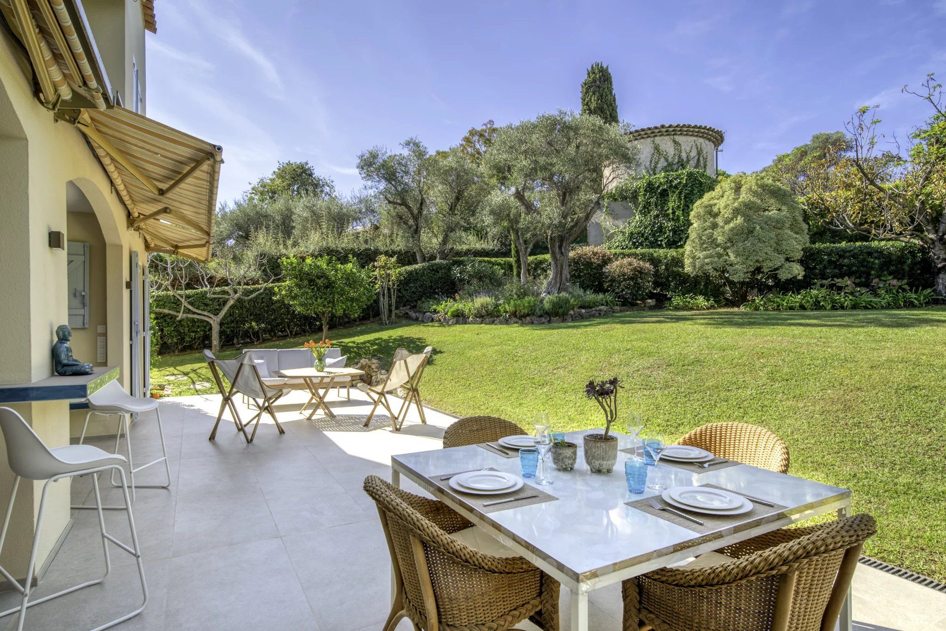 apartment 4 Rooms for seasonal rent on Antibes (06160)