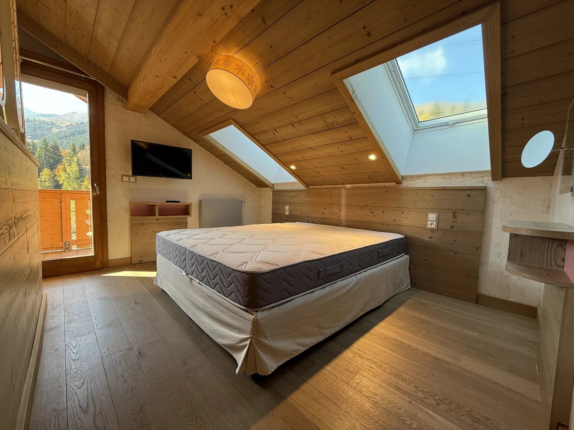 apartment 4 Rooms for sale on Méribel (73550)