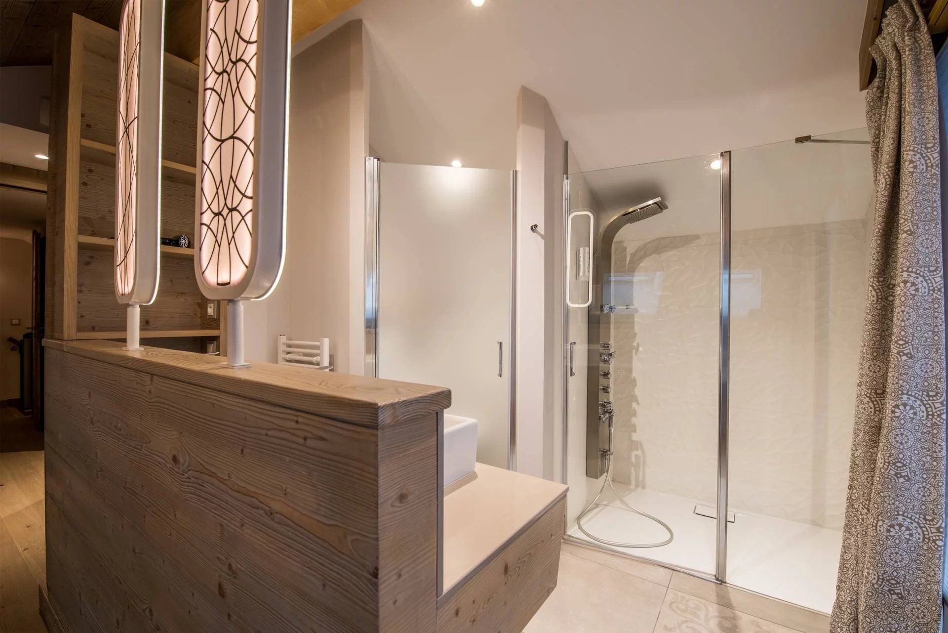 apartment 4 Rooms for sale on Méribel (73550)