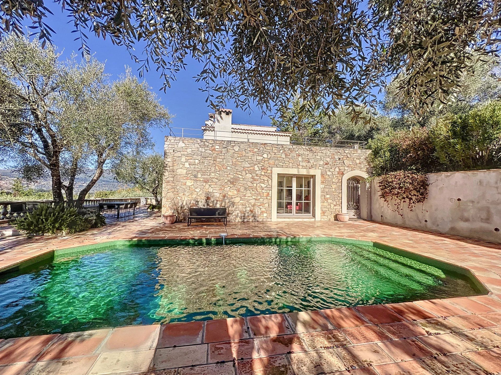 villa 6 Pièces en vente sur Valbonne (06560)