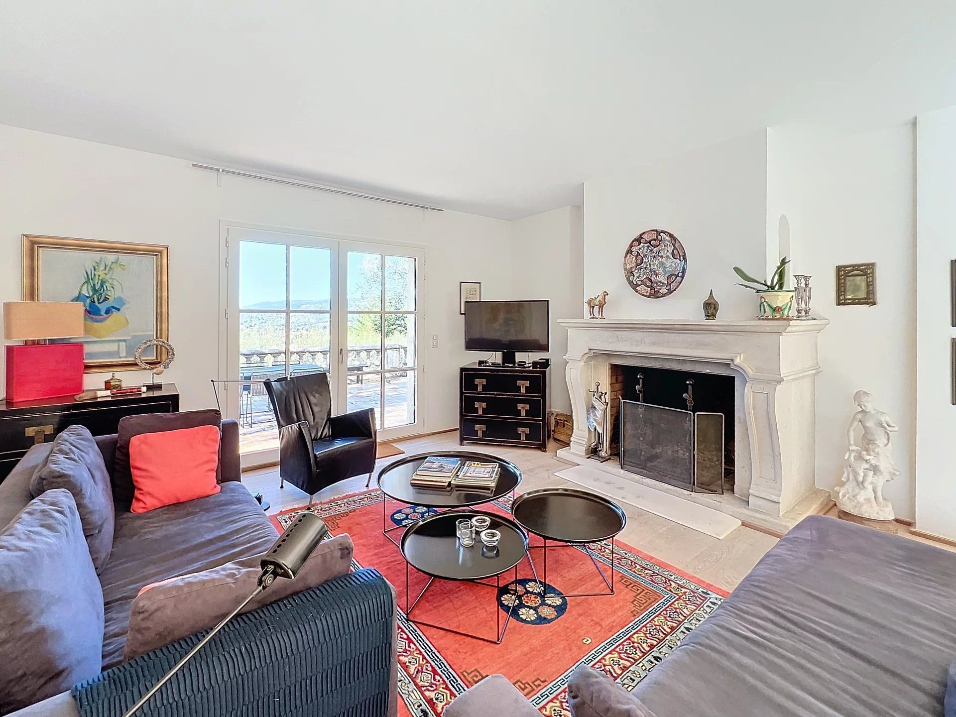 villa 6 Rooms for sale on Valbonne (06560)