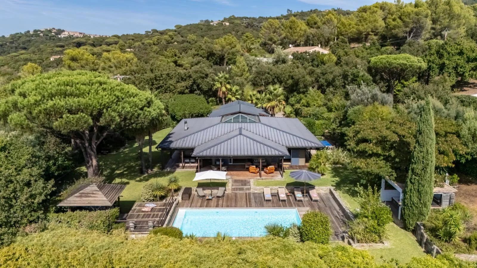 Sale Villa La Croix-Valmer 5 Rooms 200 m²