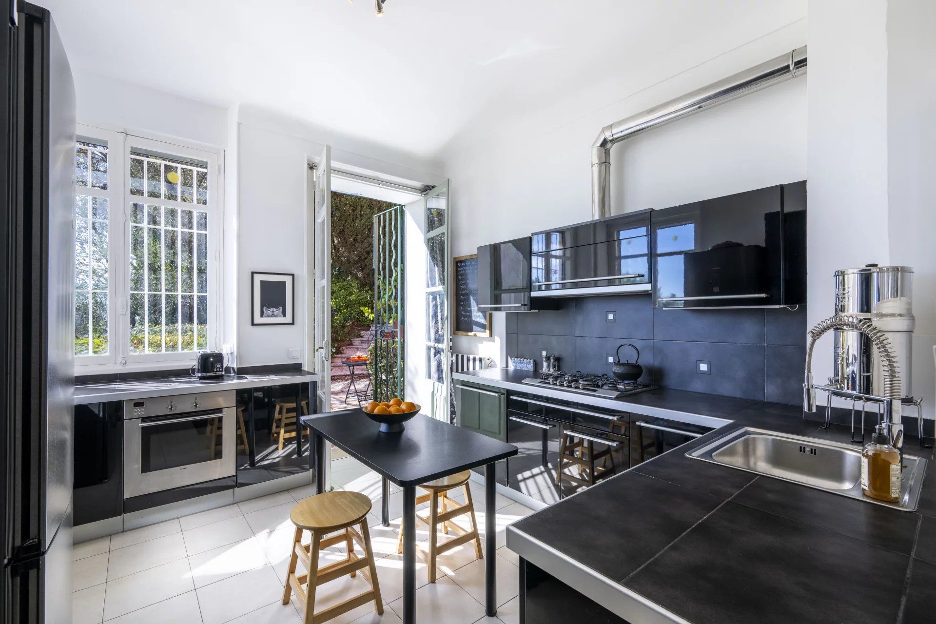 villa 10 Pièces en vente sur Grasse (06130) Vente Villa Grasse 10 Pièces 280 m²