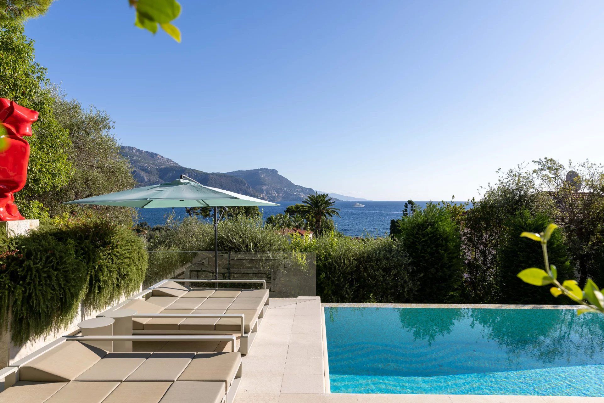 Location saisonnière Villa Saint-Jean-Cap-Ferrat 7 Pièces 600 m²