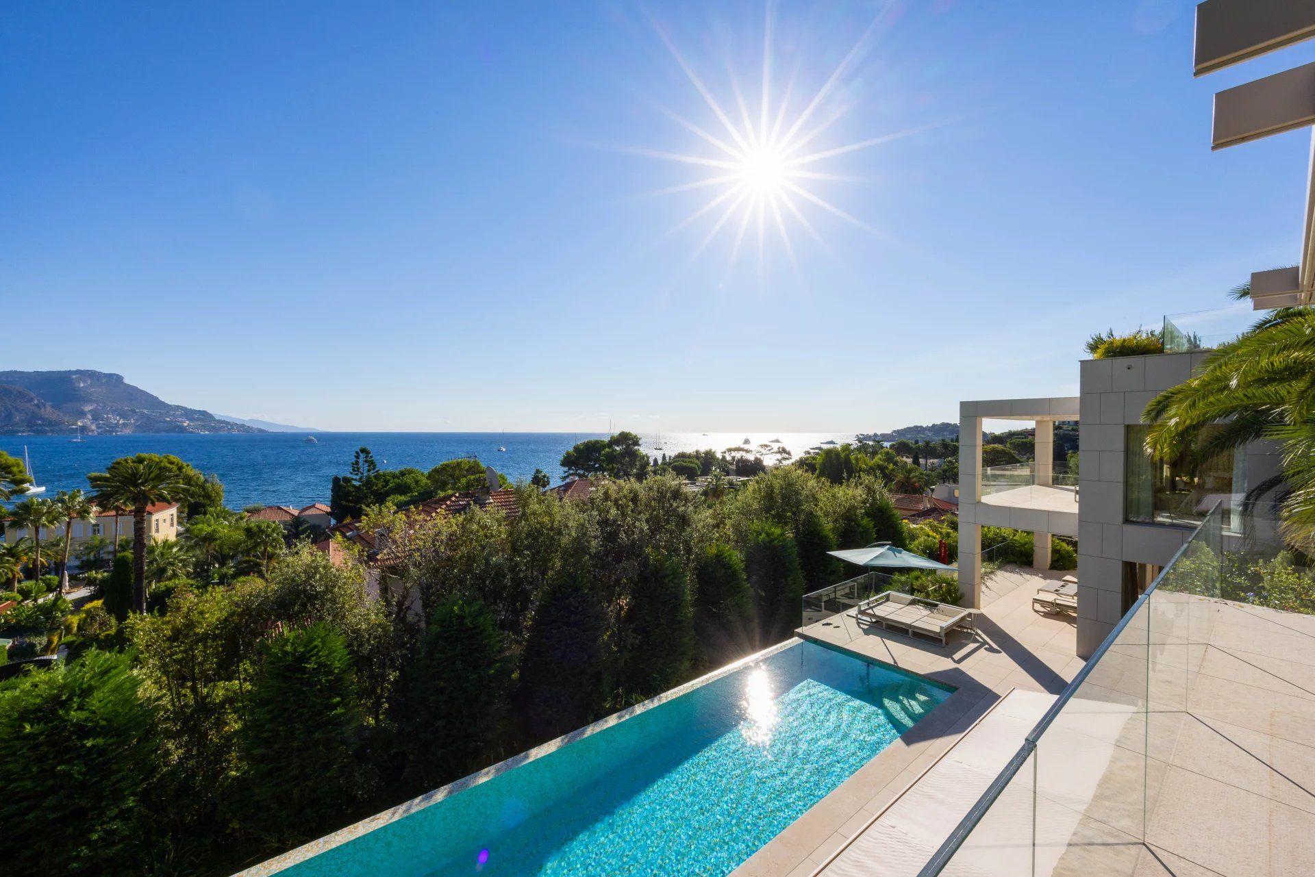 villa 7 Rooms for seasonal rent on Saint-Jean-Cap-Ferrat (06230)