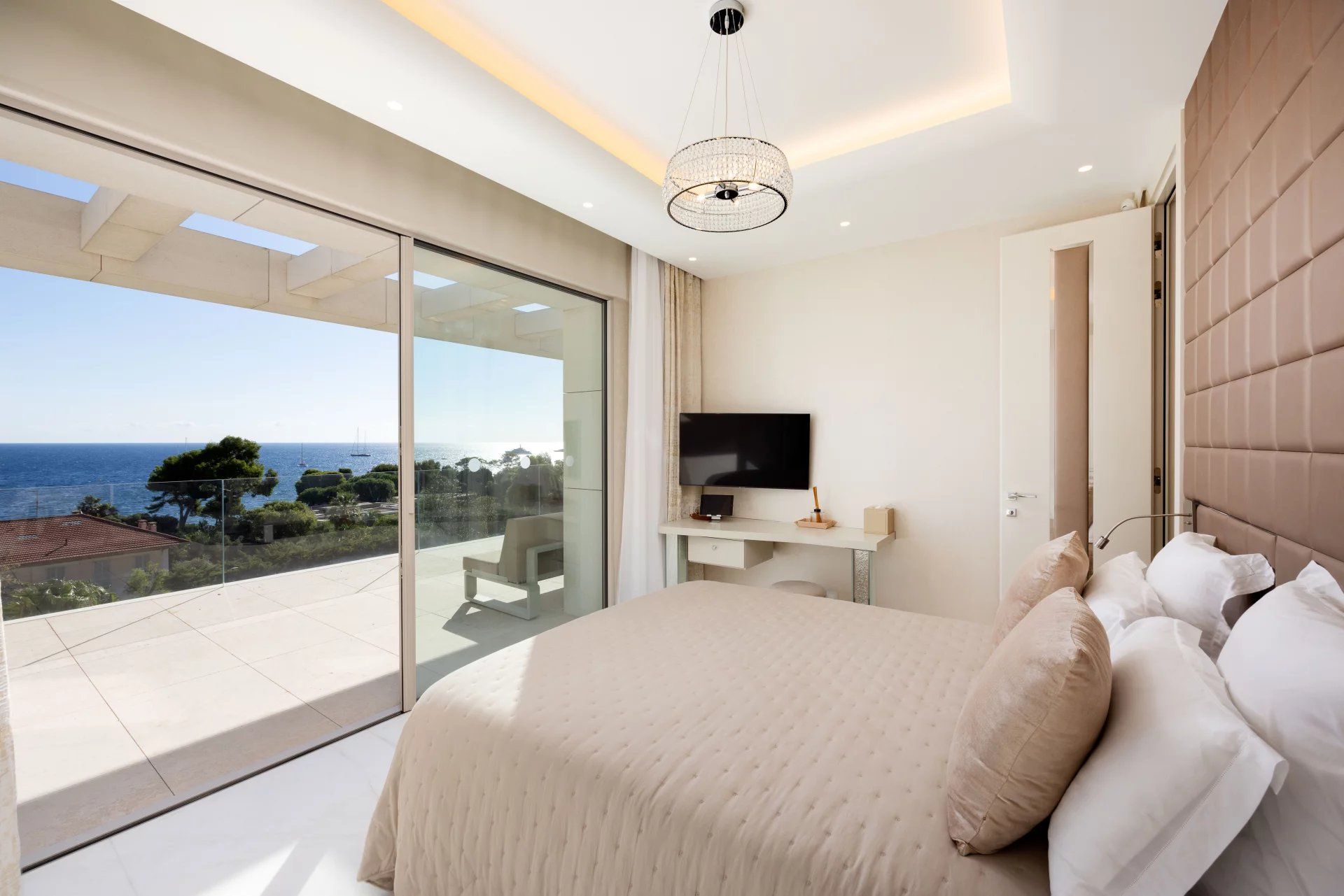 villa 7 Rooms for seasonal rent on Saint-Jean-Cap-Ferrat (06230)