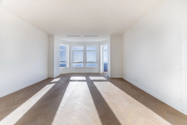 Sale Apartment Grasse 4&nbsp;Rooms 123.59&nbsp;m²