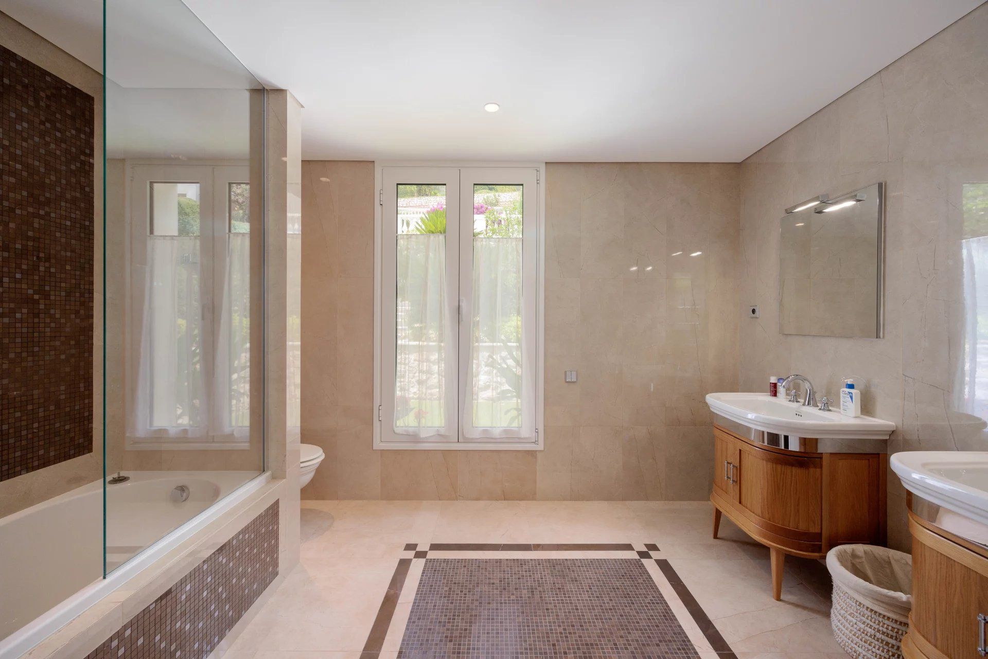 villa for sale on Beaulieu-sur-Mer (06310)