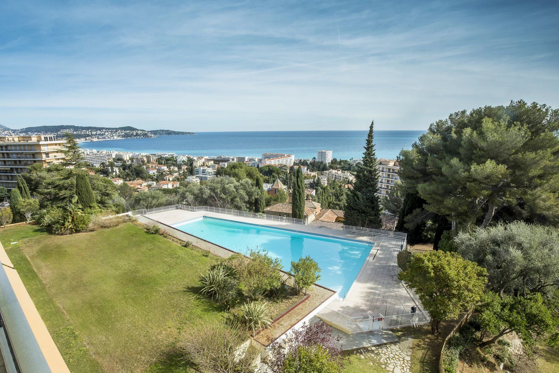 apartment 4 Rooms for sale on Nice (06200) Sale Apartment Nice 4 Rooms 98.01 m²