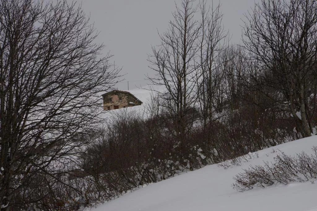 small farmhouse 3 Rooms for sale on Les Belleville (73440)