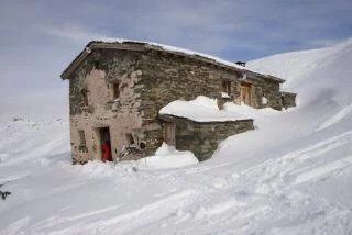 small farmhouse 3 Rooms for sale on Les Belleville (73440)