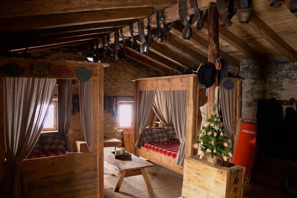 small farmhouse 3 Rooms for sale on Les Belleville (73440)