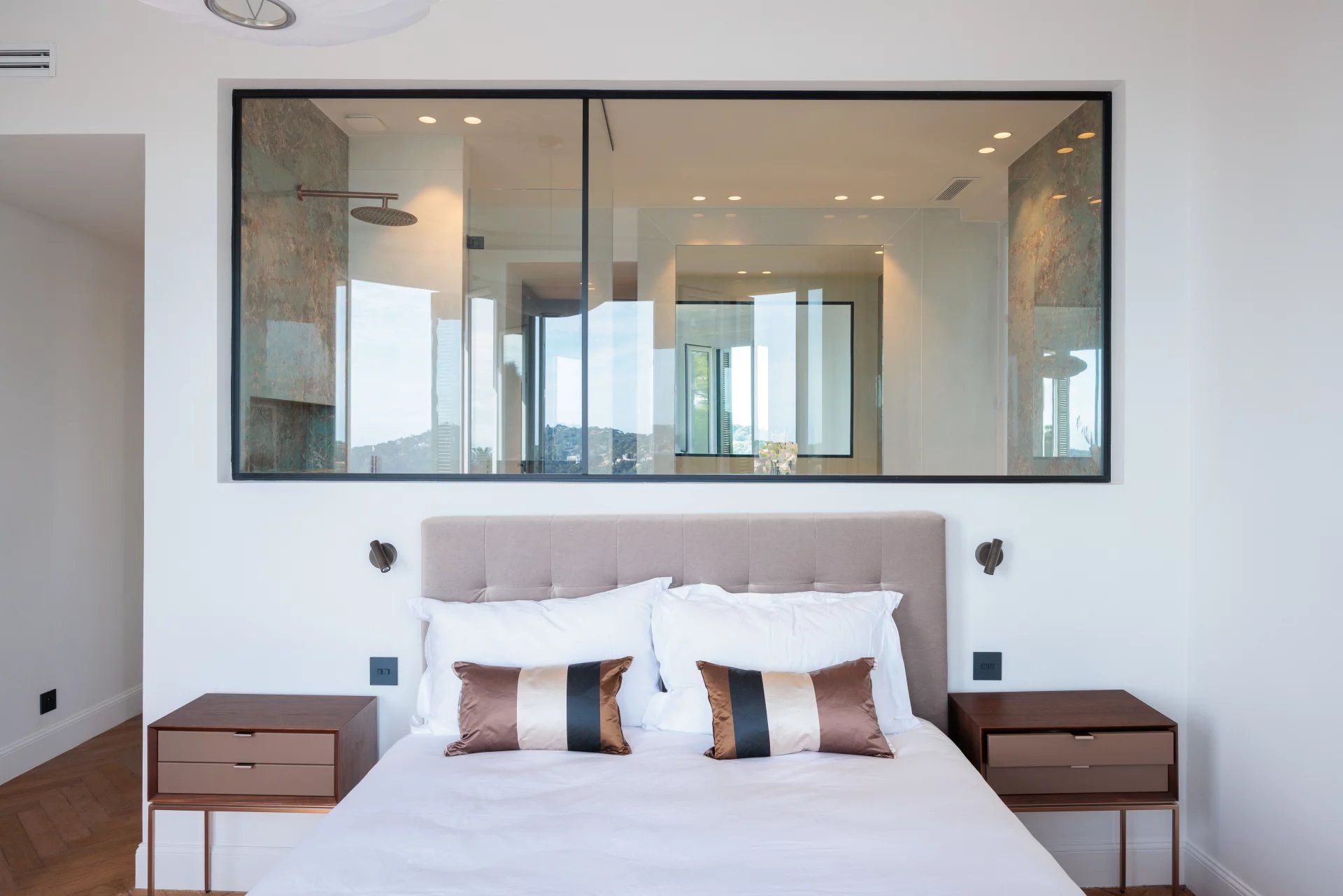 villa 6 Pièces en location saisonnière sur Nice (06300)