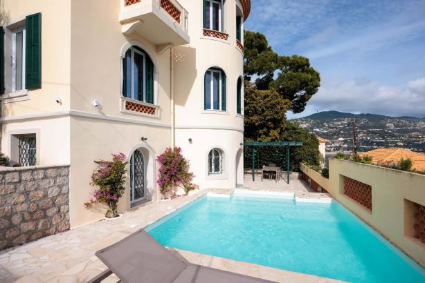 Location saisonnière Villa Nice 6&nbsp;Pièces 208&nbsp;m²