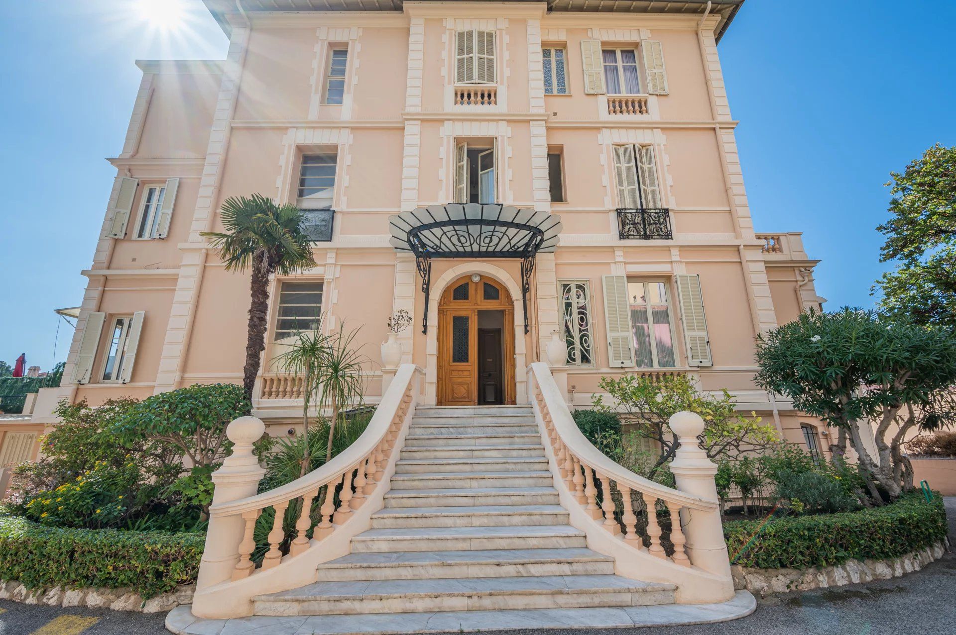 Rental Apartment Cap-d'Ail 2 Rooms 55 m²