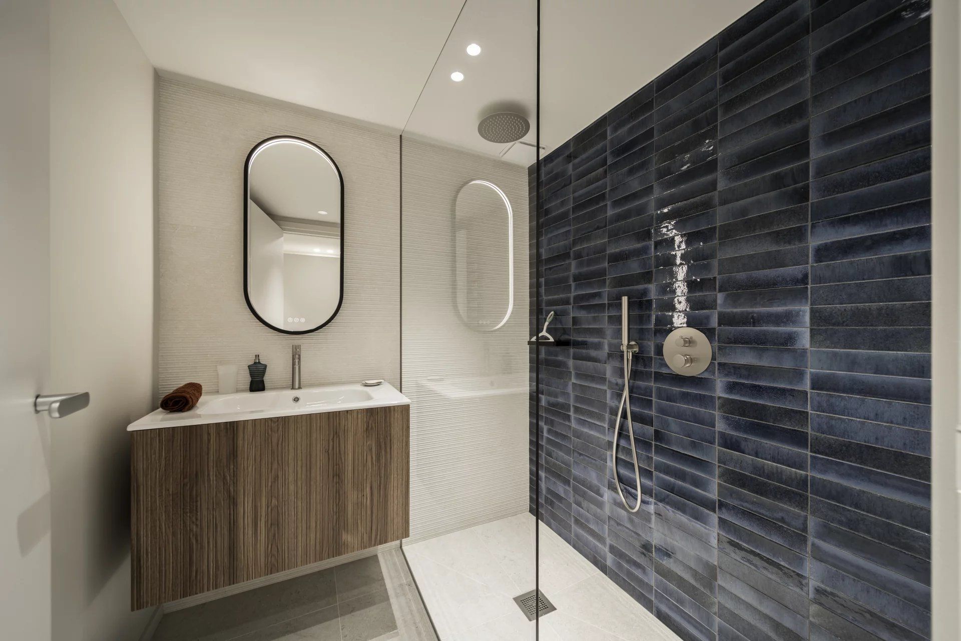 apartment 3 Rooms for sale on Antibes (06600)