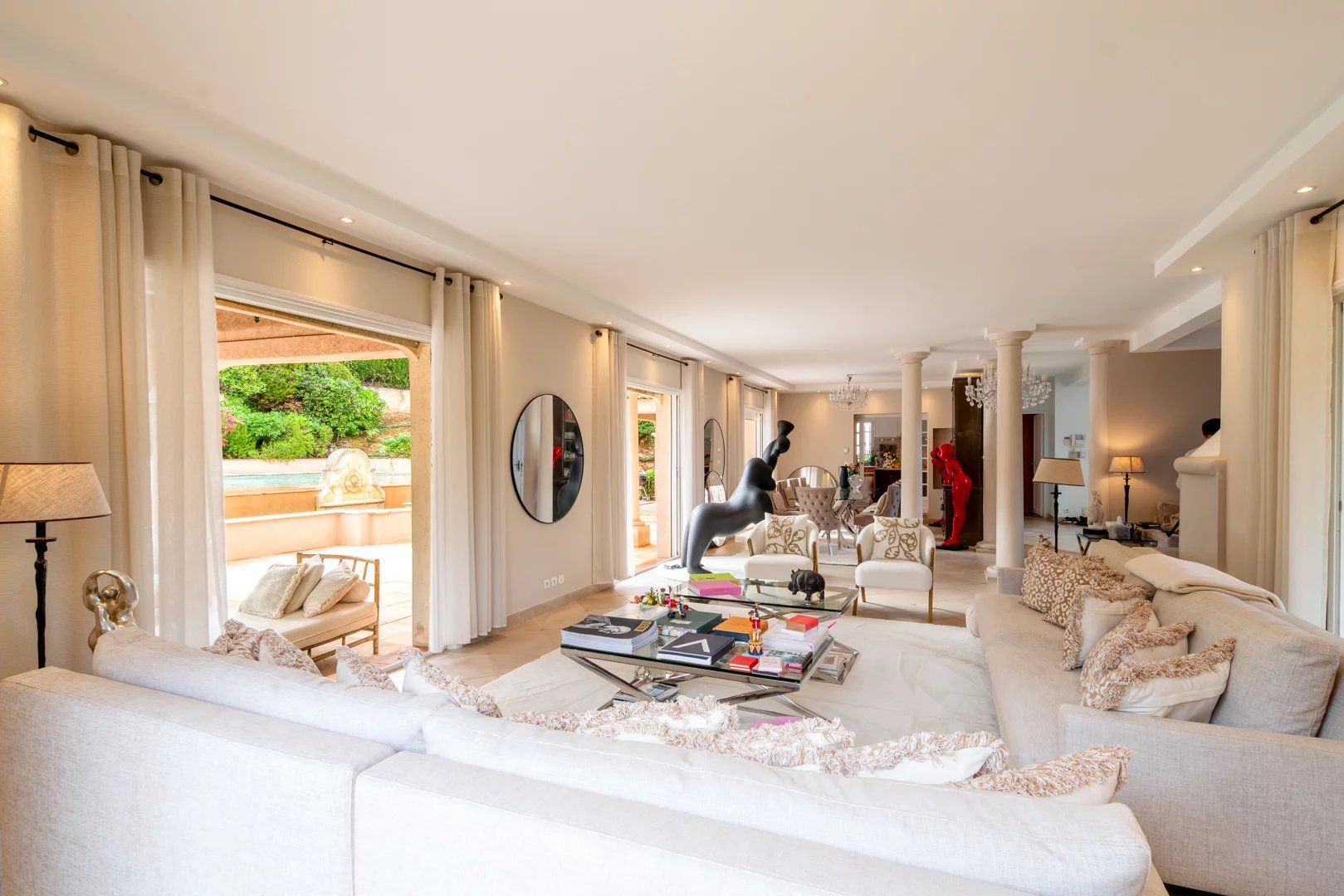 Vente Appartement Biot 6 Pièces 330 m²