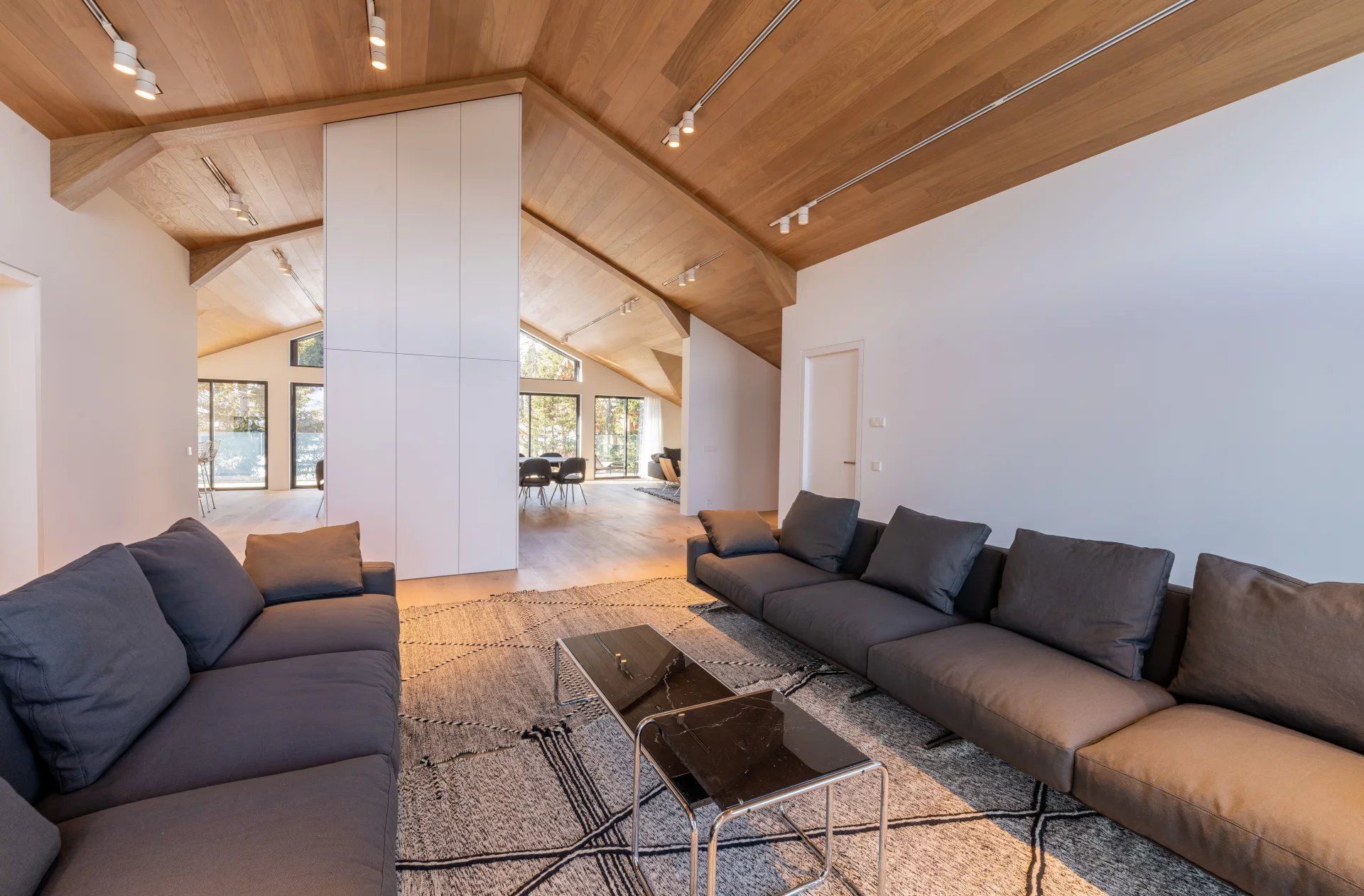 apartment 7 Rooms for sale on Courchevel (73120)