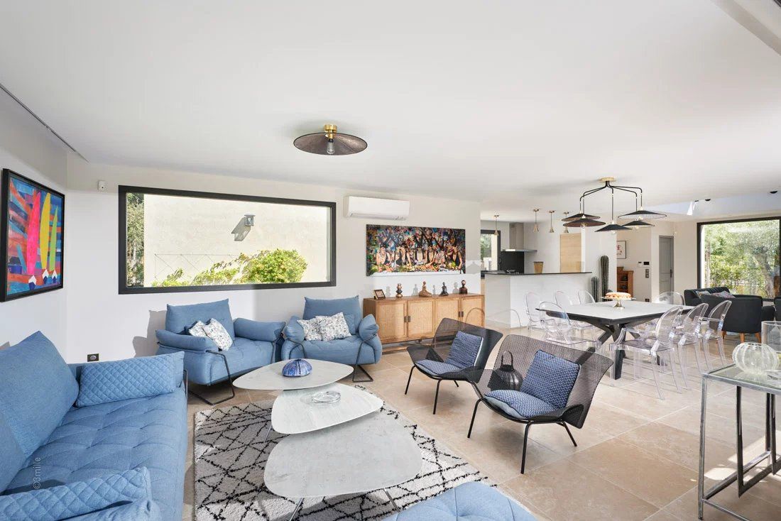 villa 6 Rooms for seasonal rent on Saint-Tropez (83990)