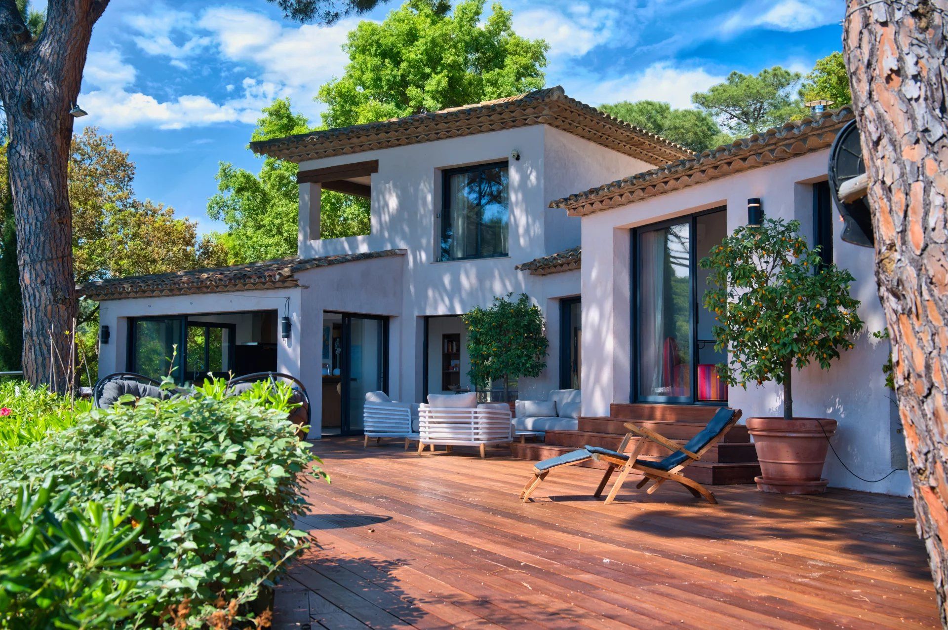 villa 7 Rooms for seasonal rent on La Croix-Valmer (83420)