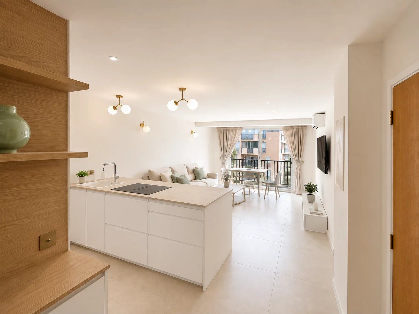 apartment 4 Rooms for sale on Saint-Tropez (83990)