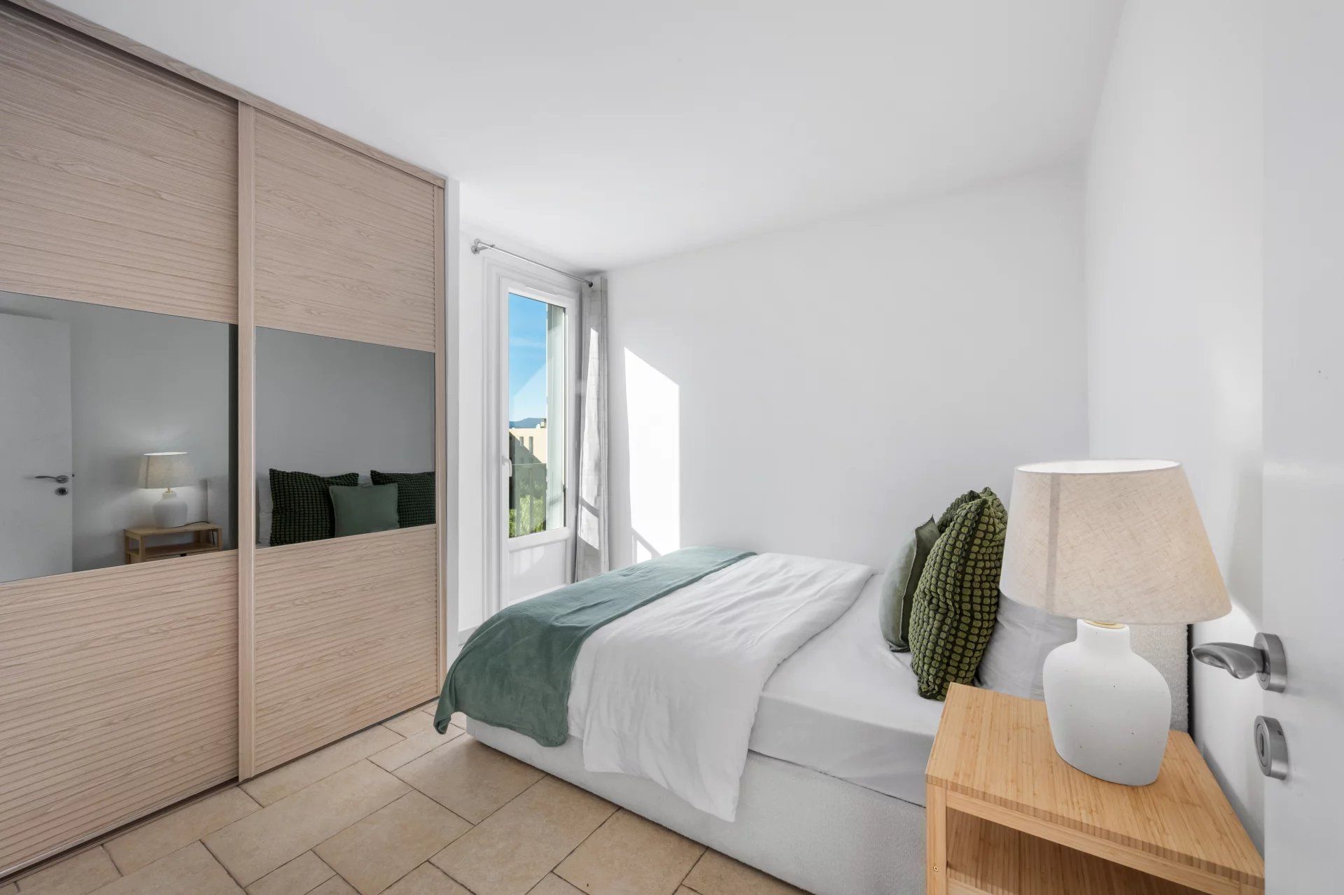 Sale Apartment Saint-Tropez 4 Rooms 72.09 m²