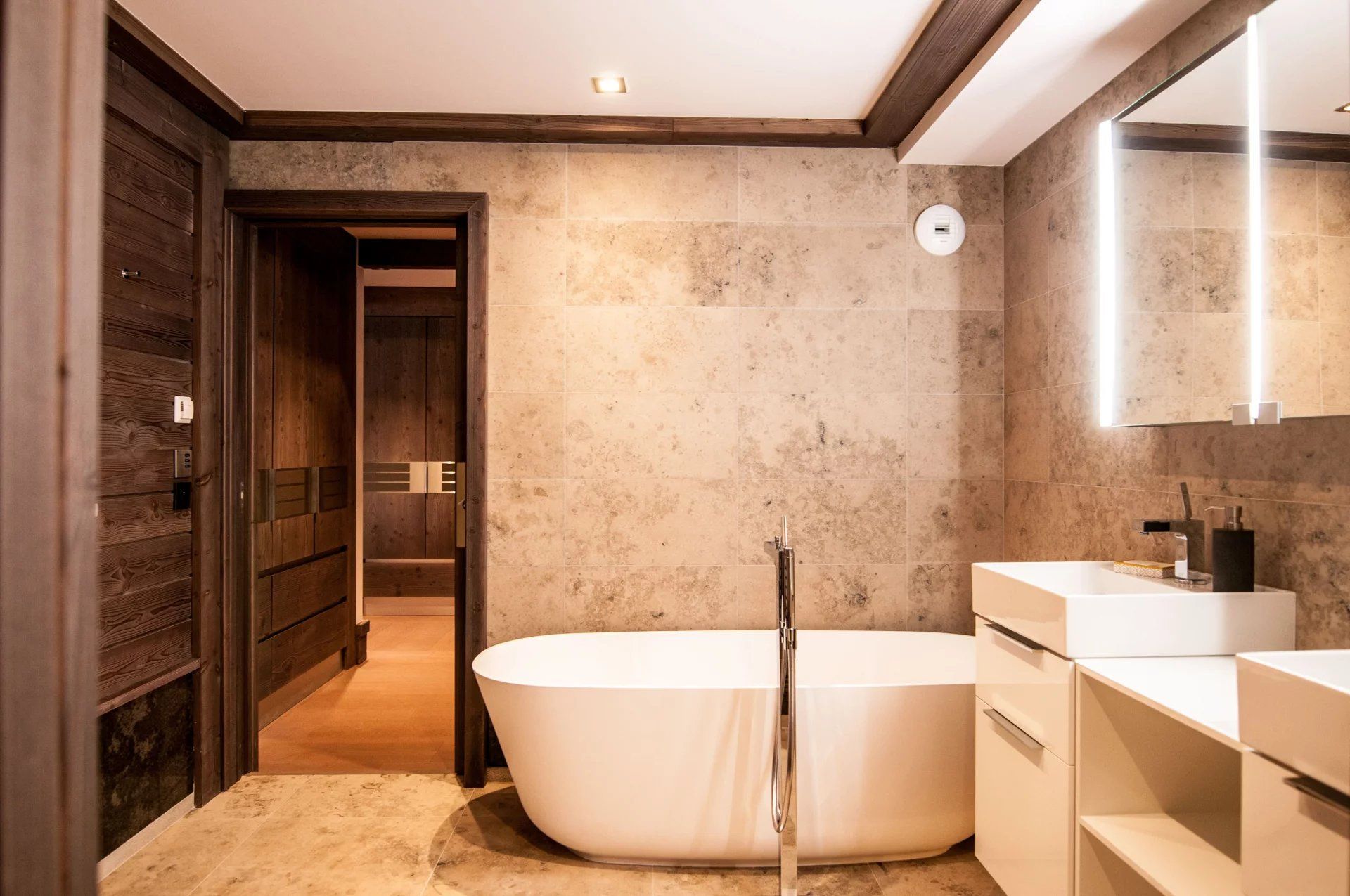 Location saisonnière Appartement Courchevel 5 Pièces 225 m²