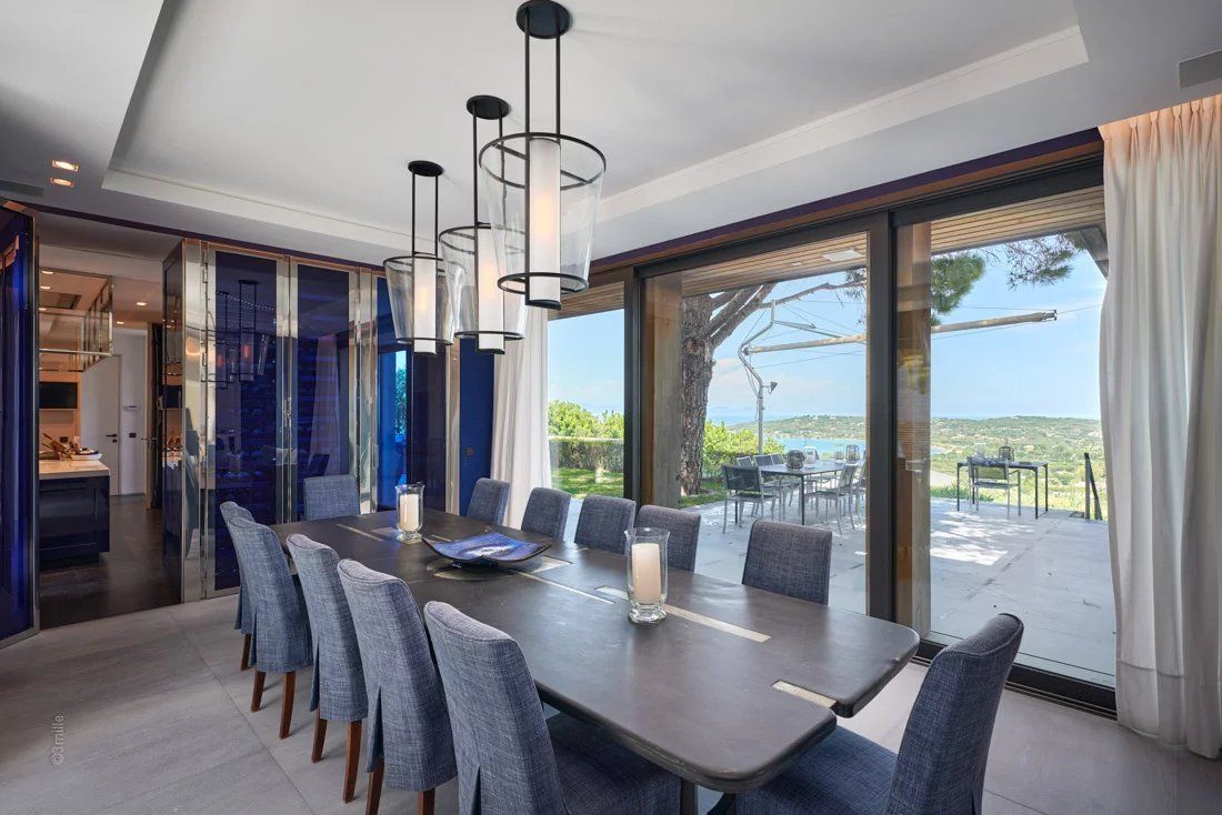 propriété 10 Pièces en location saisonnière sur Saint-Tropez (83990)