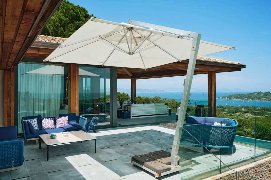 propriété 10 Pièces en location saisonnière sur Saint-Tropez (83990)