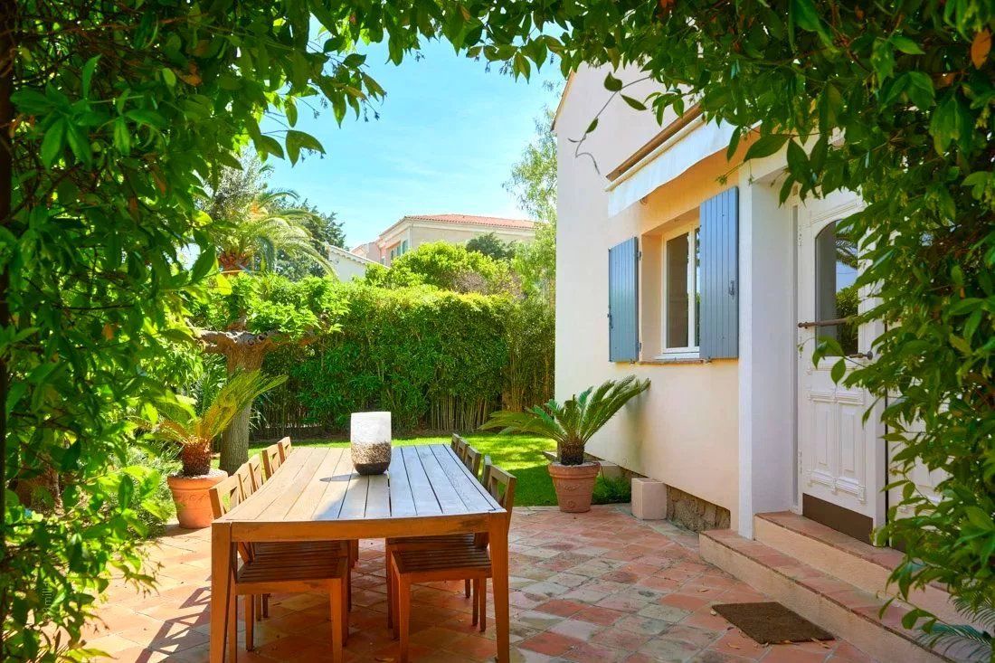 villa 5 Pièces en vente sur Saint-Tropez (83990)