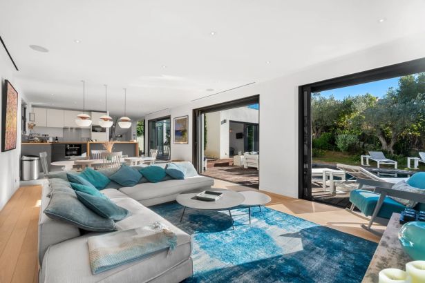 Sale Villa Saint-Tropez 6&nbsp;Rooms 237&nbsp;m²