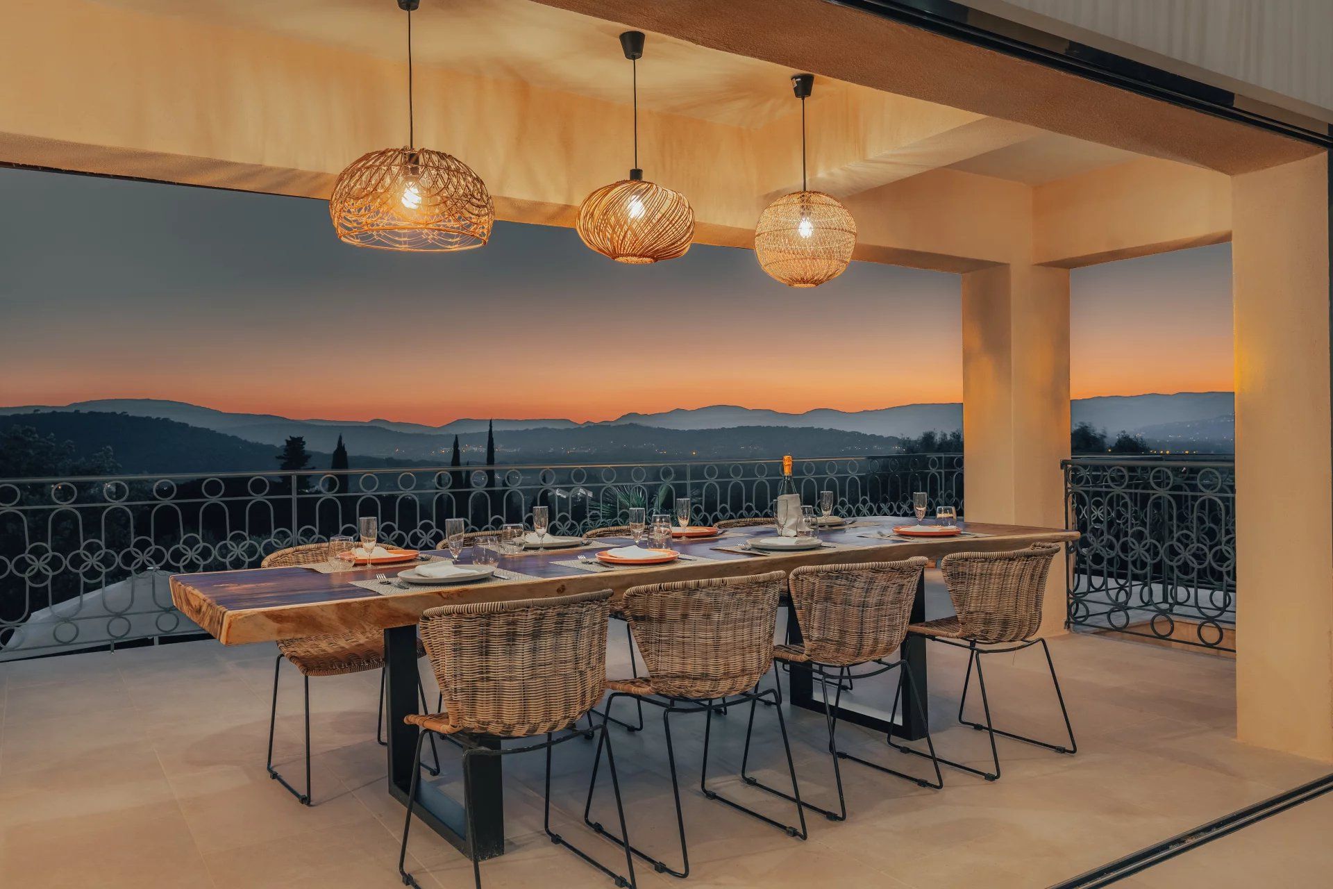 villa 6 Pièces en location saisonnière sur Gassin (83580)