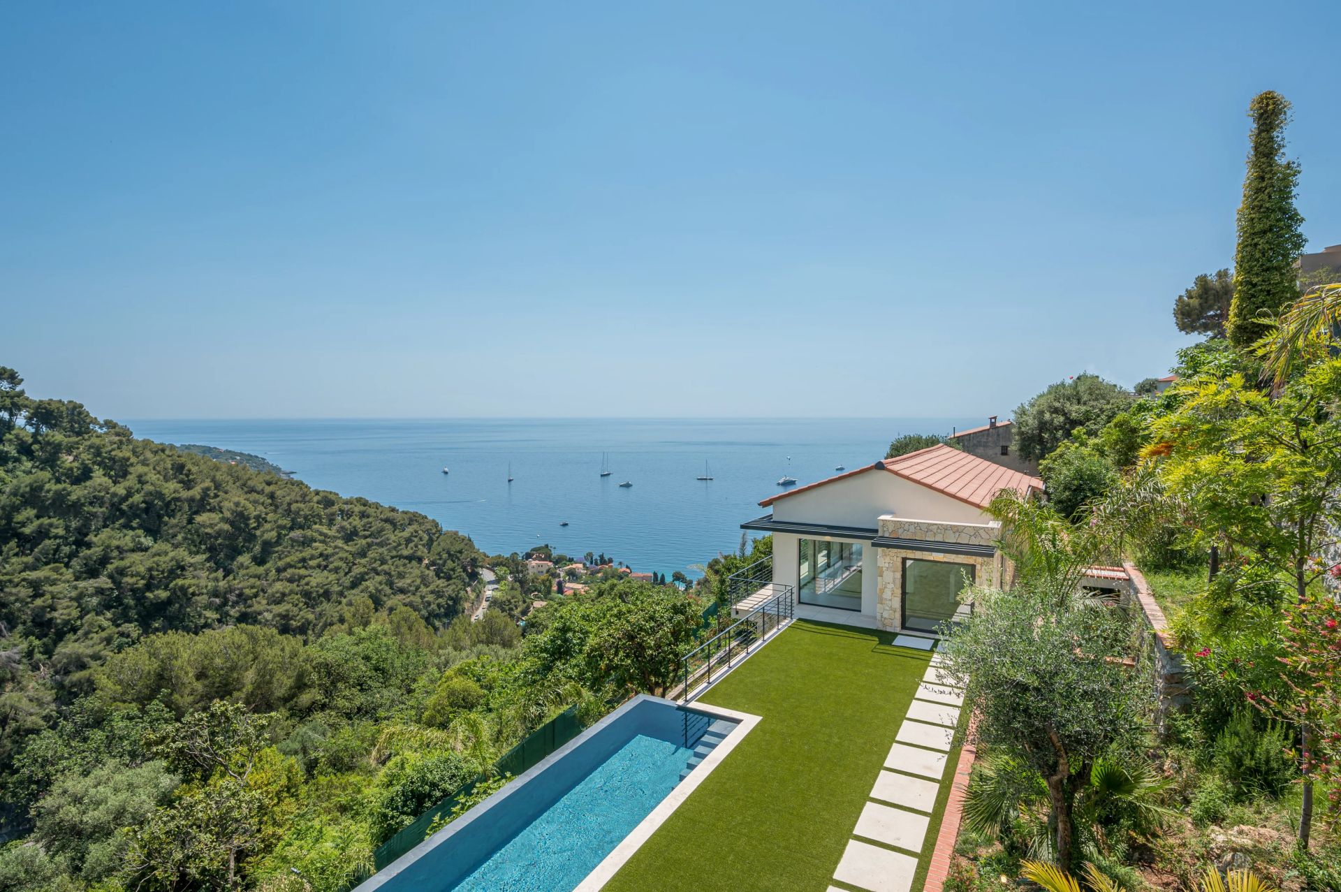 villa 5 Rooms for sale on Roquebrune-Cap-Martin (06190)