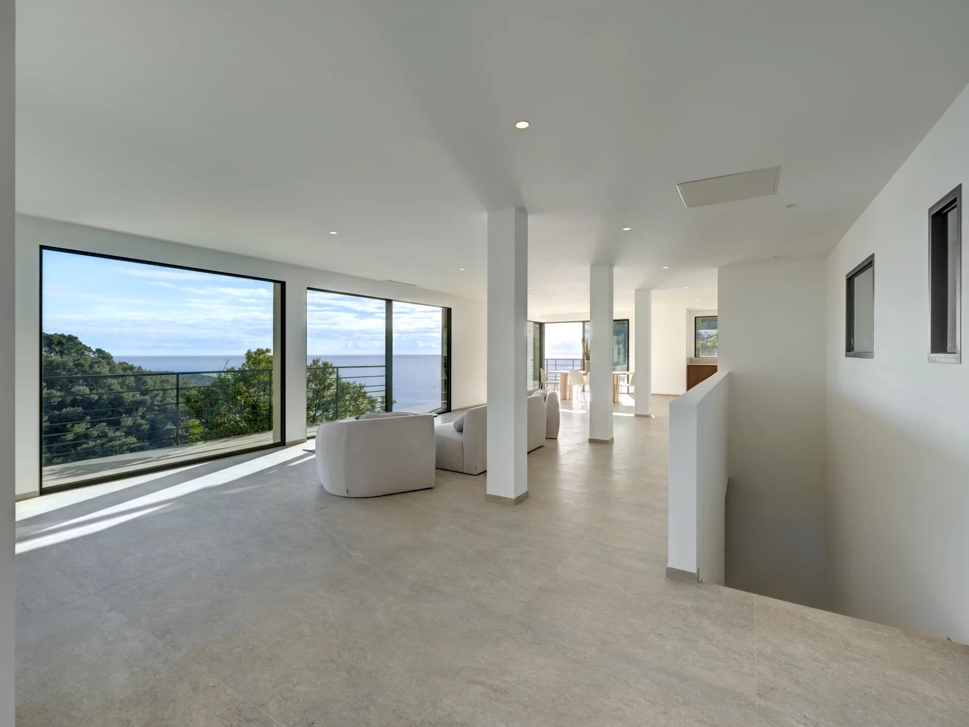 Vente Appartement Roquebrune-Cap-Martin 5 Pièces 200 m²