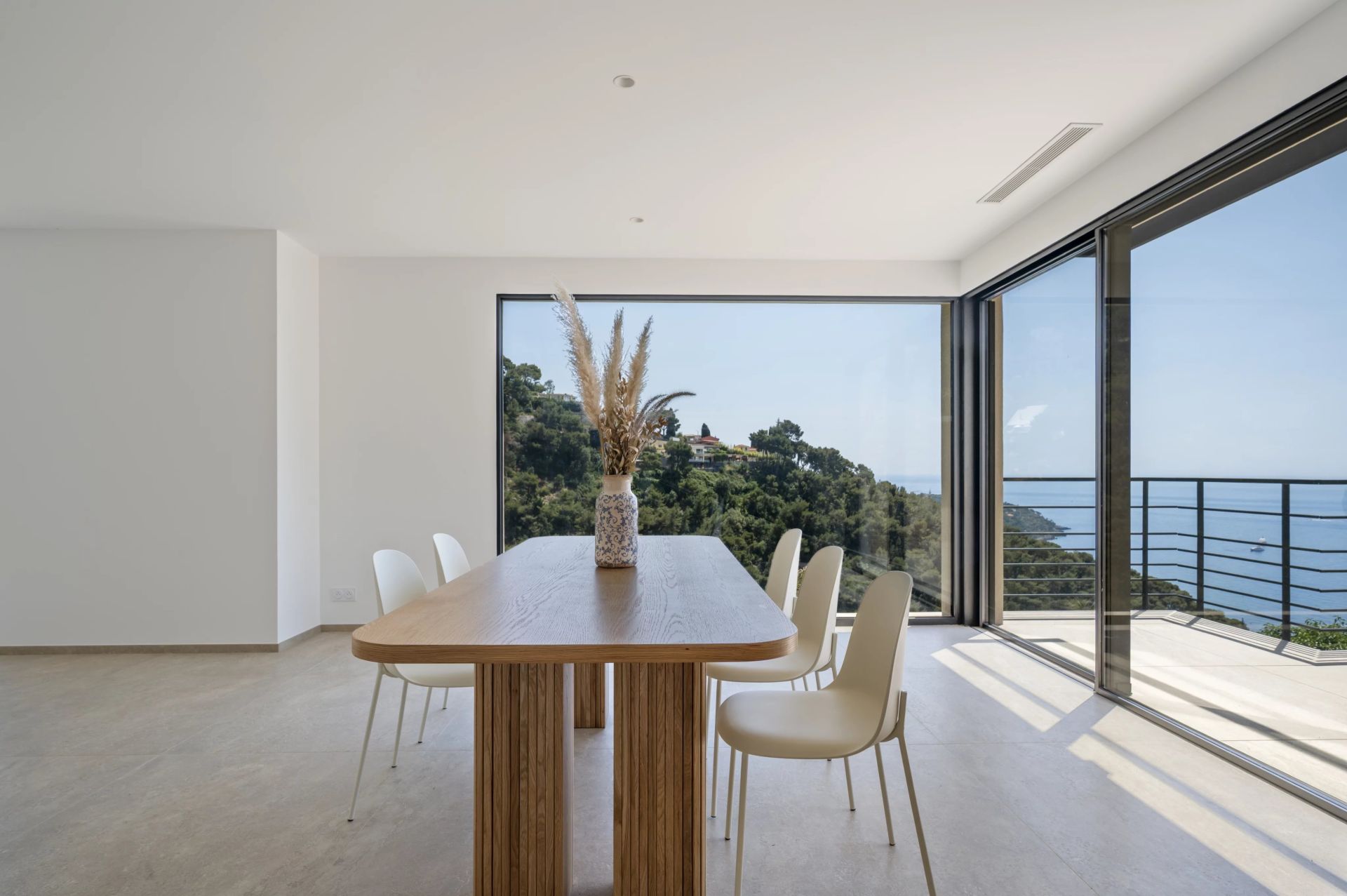 villa 5 Rooms for sale on Roquebrune-Cap-Martin (06190)