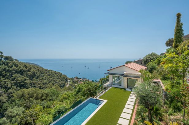 Sale Villa Roquebrune-Cap-Martin 5&nbsp;Rooms 200&nbsp;m²