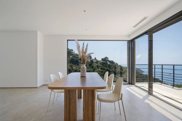 Vente Villa Roquebrune-Cap-Martin 5&nbsp;Pièces 200&nbsp;m²