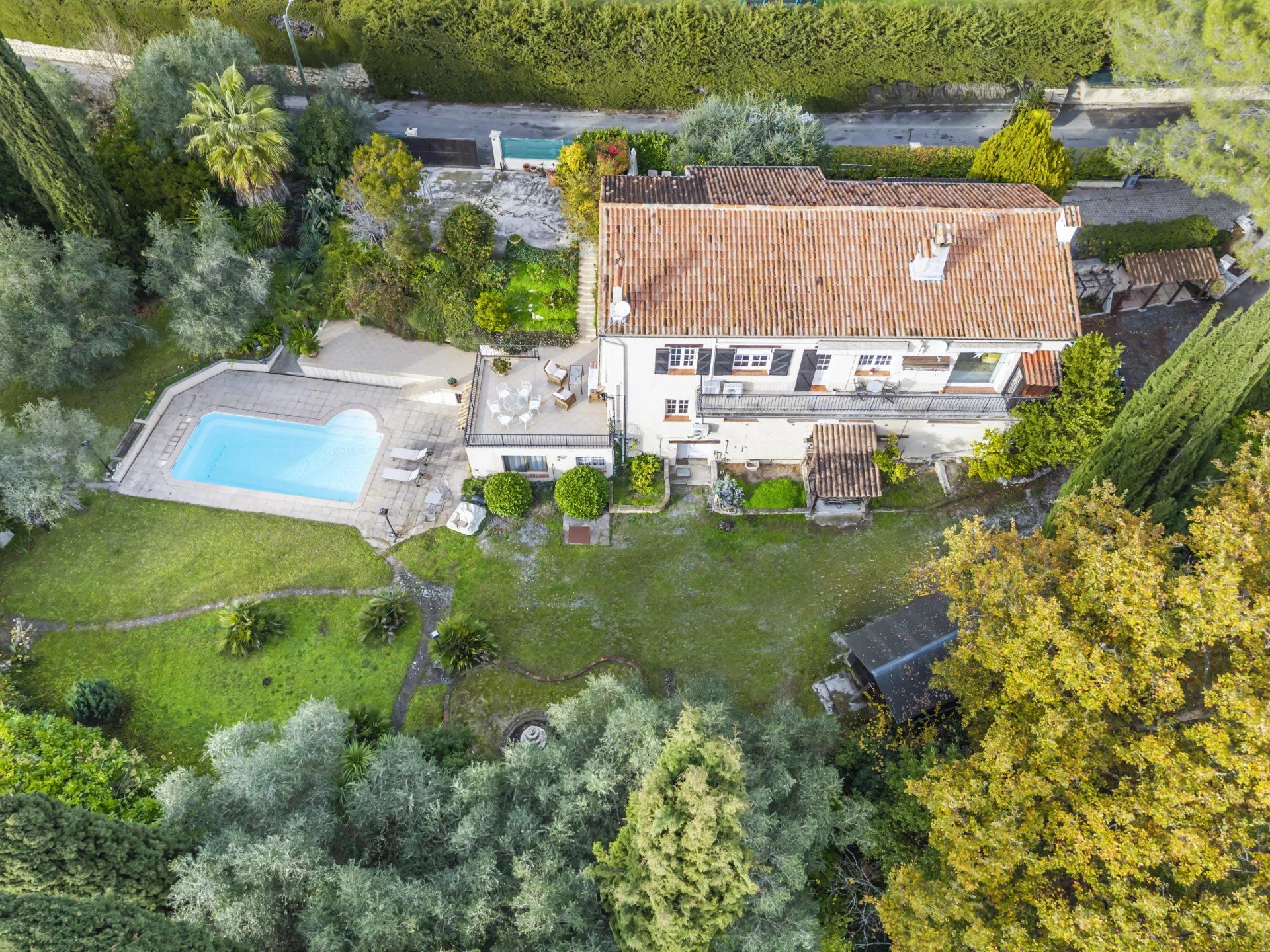 Sale Villa La Colle-sur-Loup 8&nbsp;Rooms 300&nbsp;m²