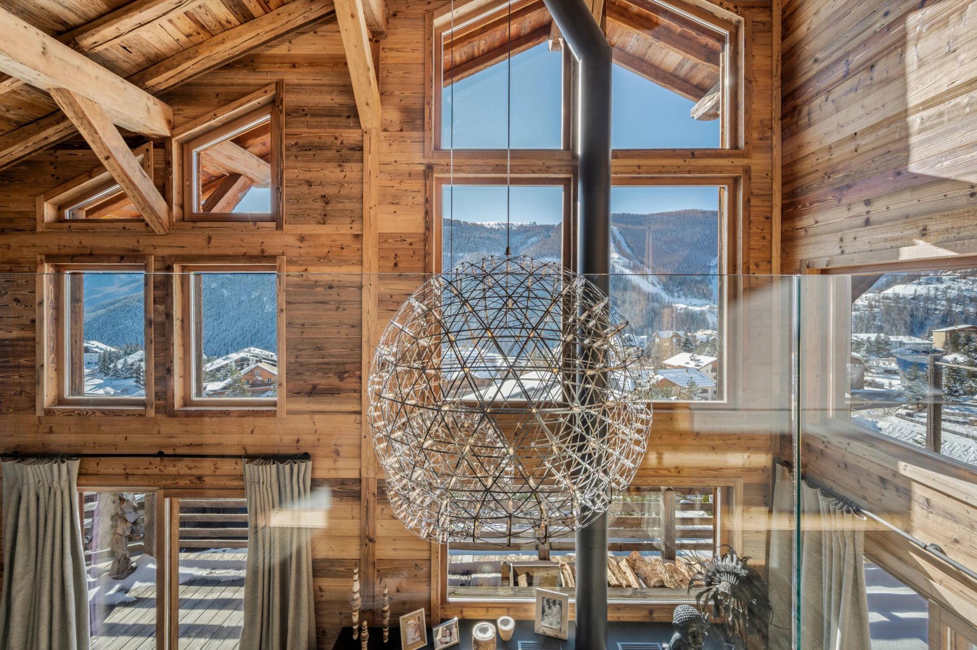 chalet 7 Rooms for sale on Auron (06660)