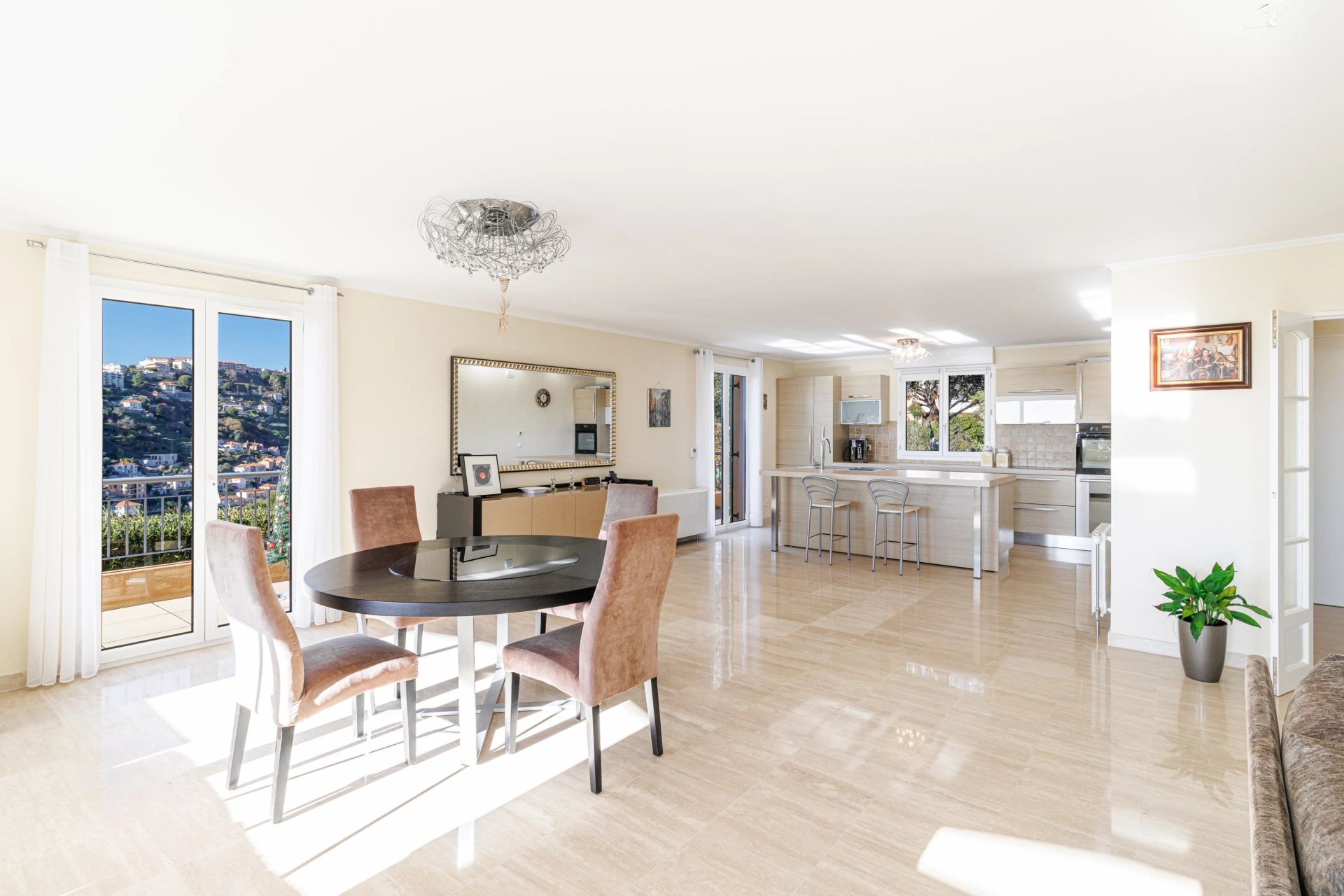 Vente Villa Nice 5&nbsp;Pièces 200&nbsp;m²