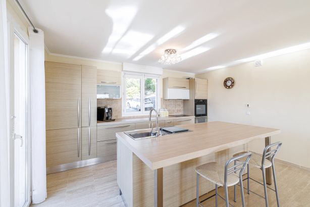 Sale Villa Nice 5&nbsp;Rooms 200&nbsp;m²