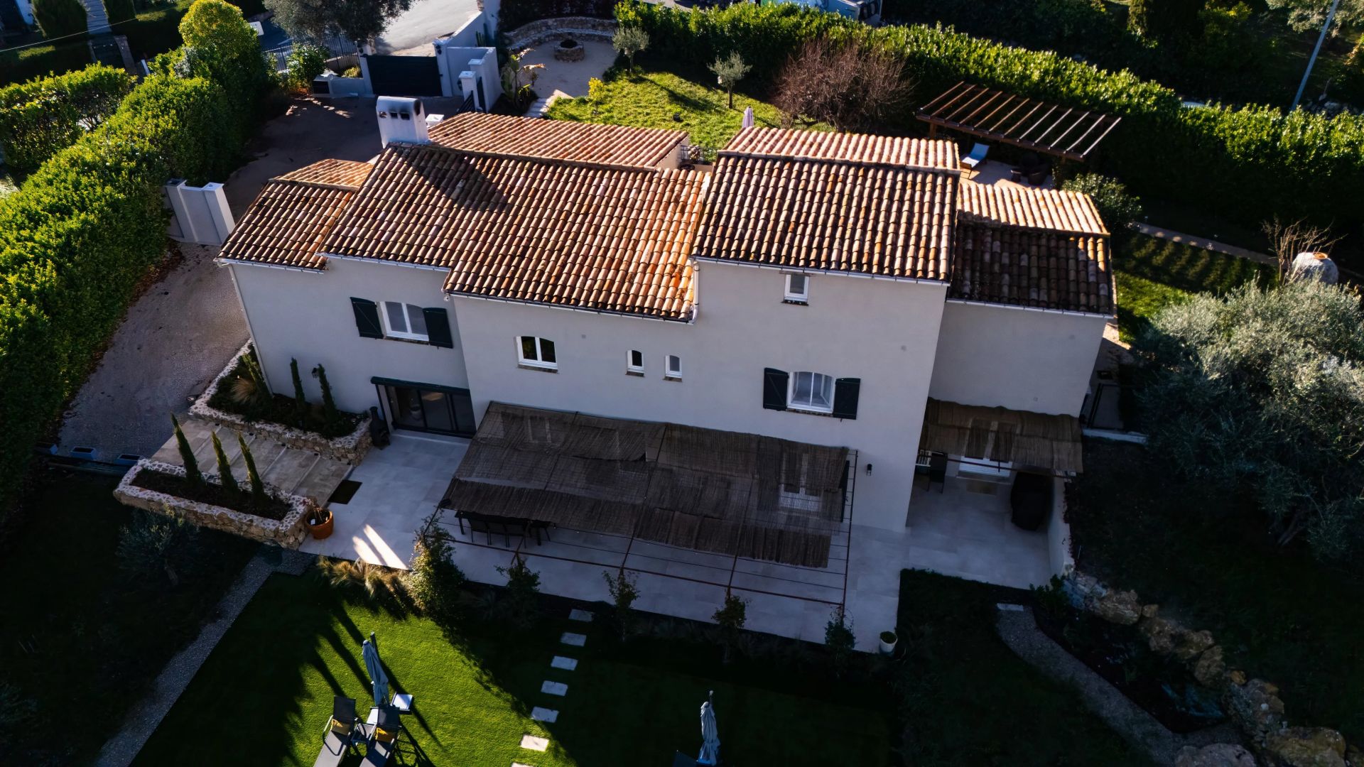 villa 9 Rooms for sale on Valbonne (06560)